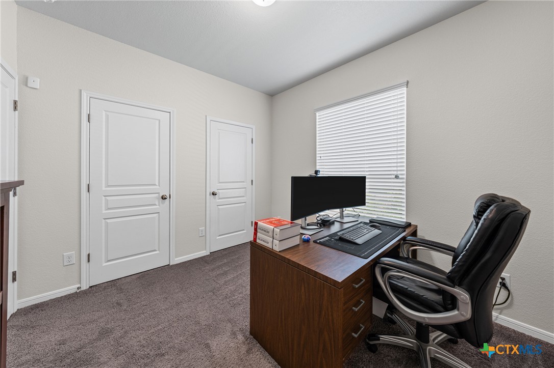 815 Cross Drive