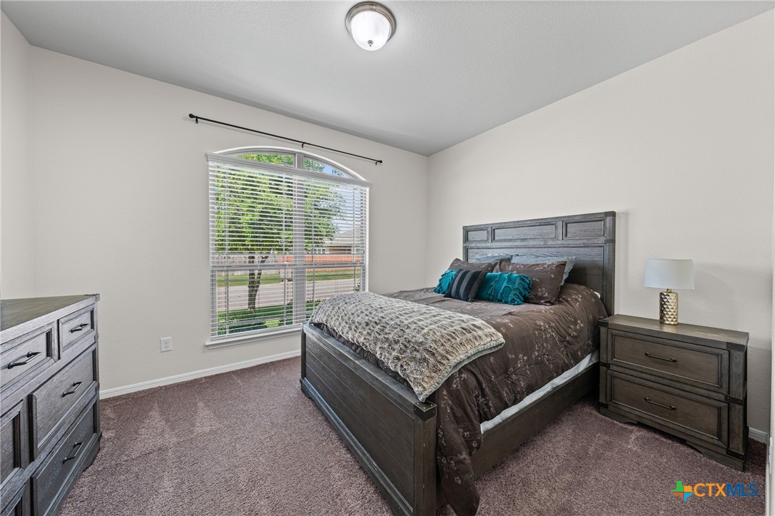 815 Cross Drive