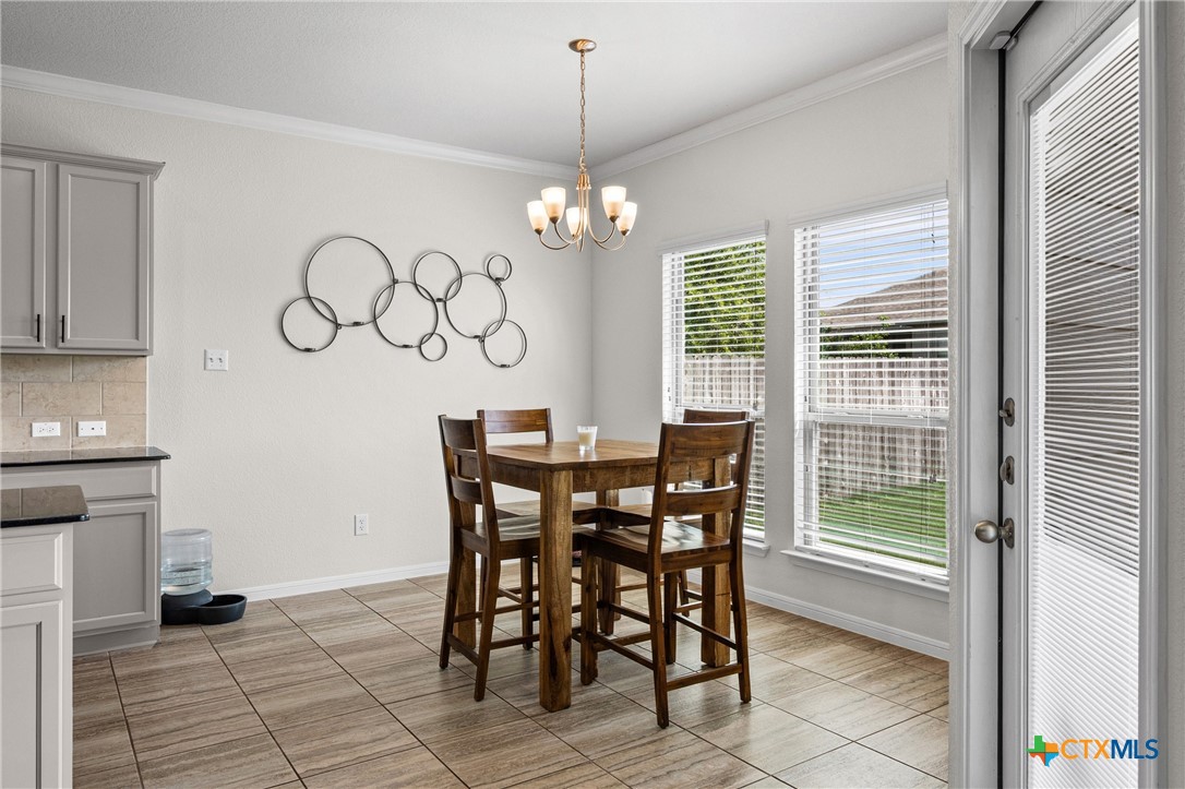 815 Cross Drive