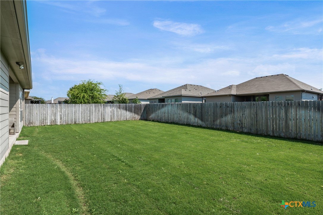 815 Cross Drive