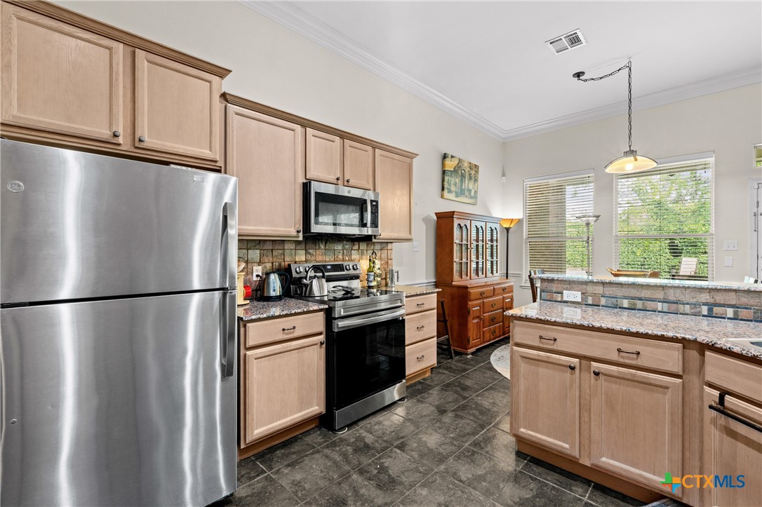 5913 Turtle Creek Trail