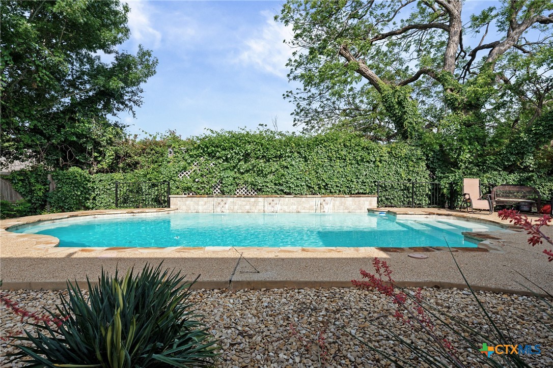 5913 Turtle Creek Trail