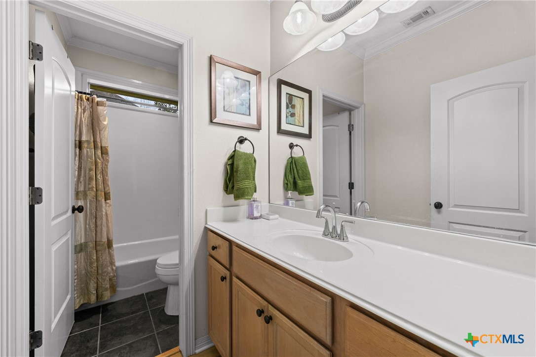 5913 Turtle Creek Trail