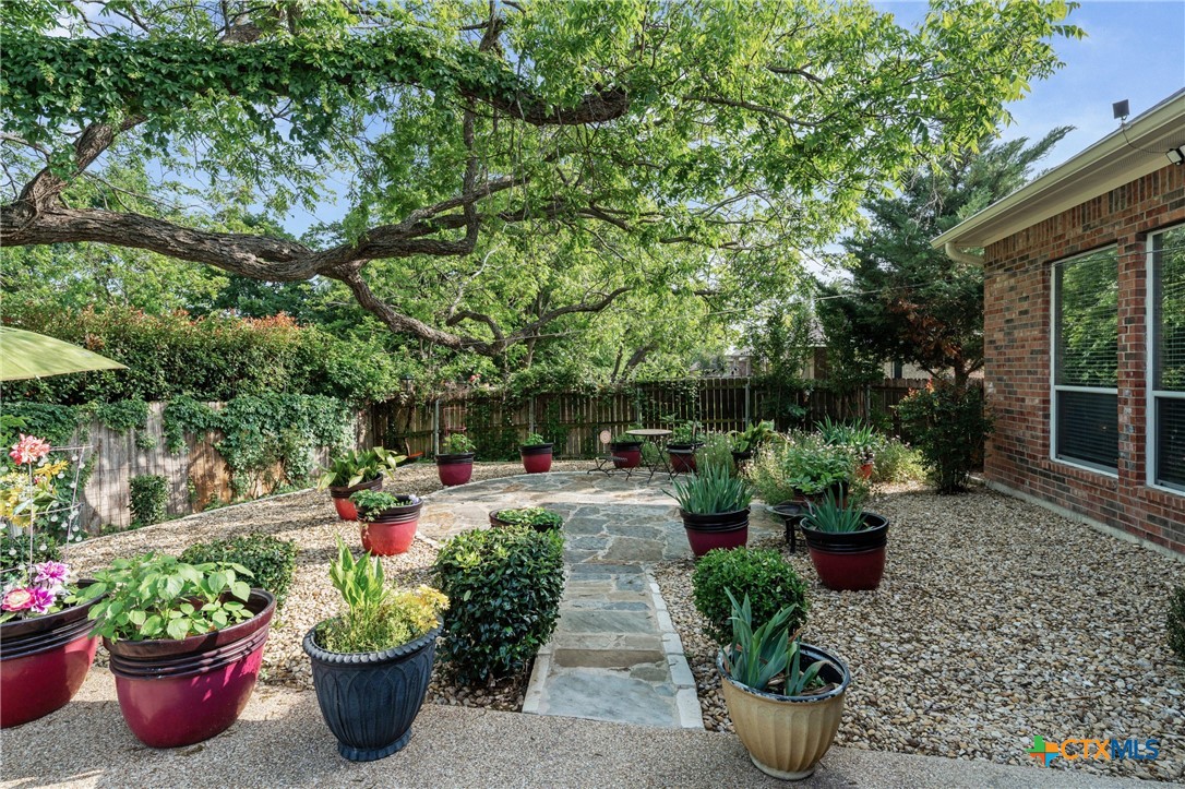 5913 Turtle Creek Trail