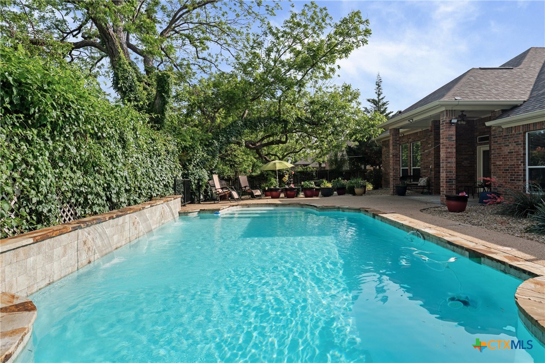 5913 Turtle Creek Trail