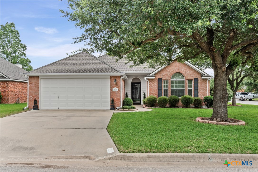 5811 Ellington Court