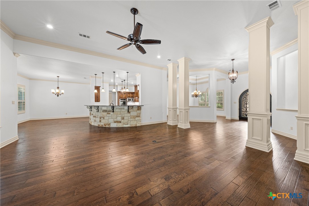 6212 Wooded Creek Cove