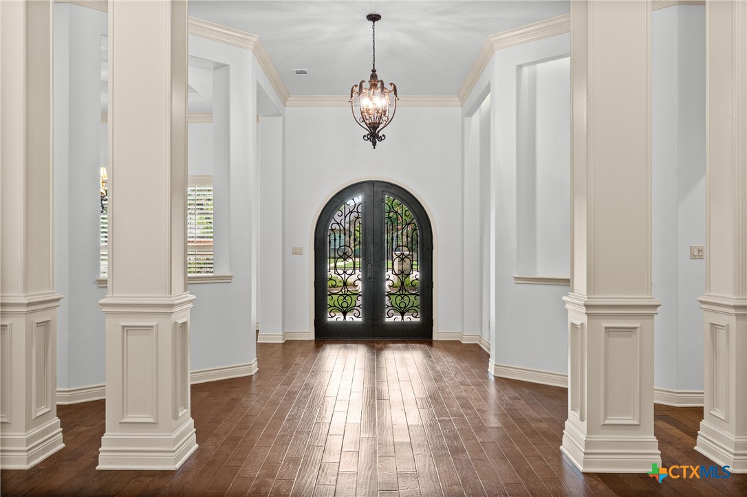 6212 Wooded Creek Cove