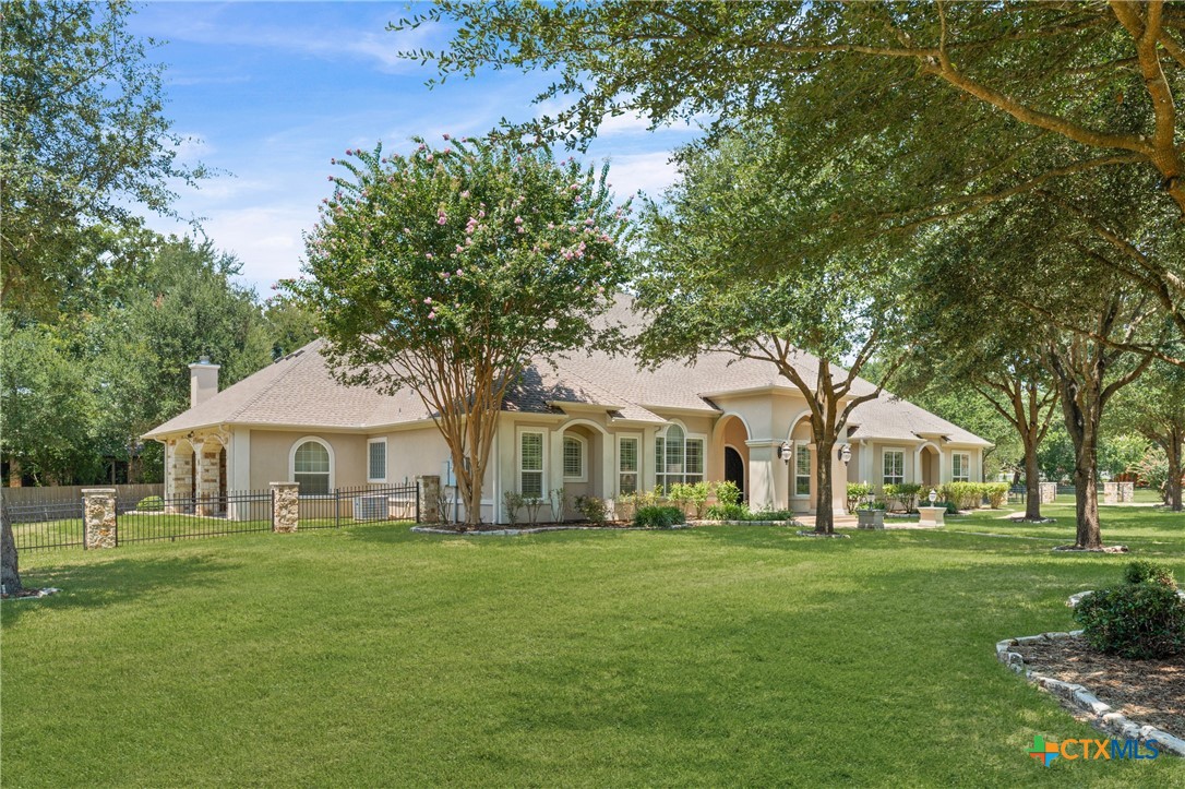 6212 Wooded Creek Cove