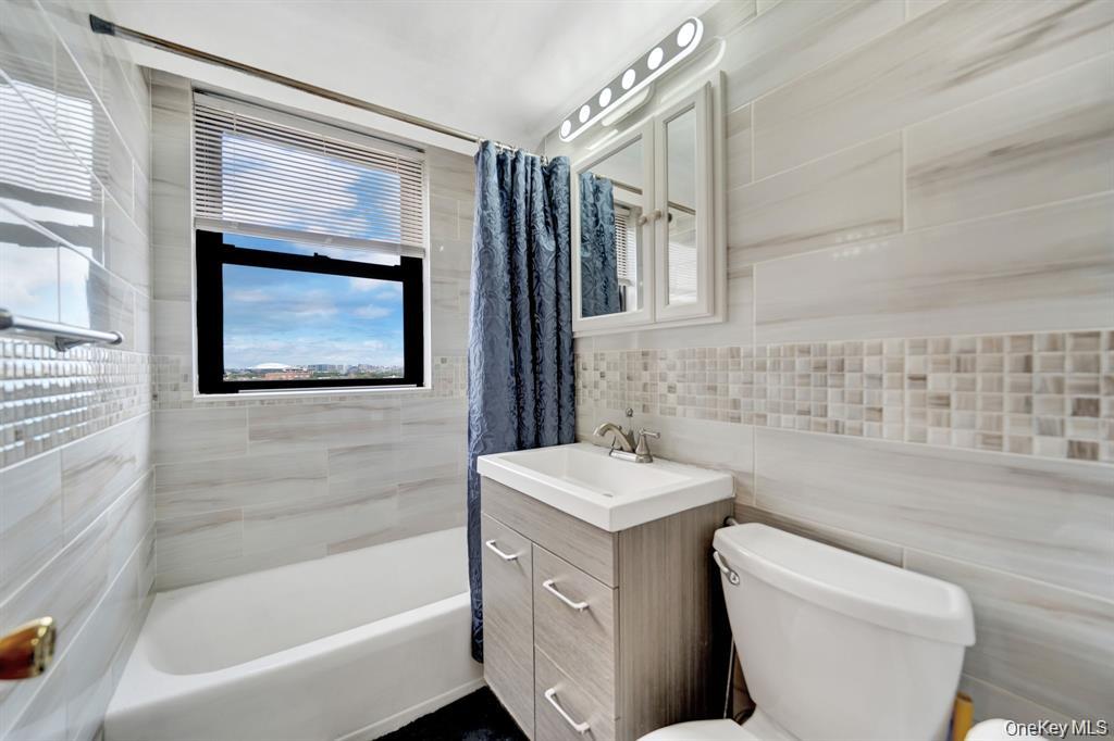 61-15 98th Street Unit: 16H