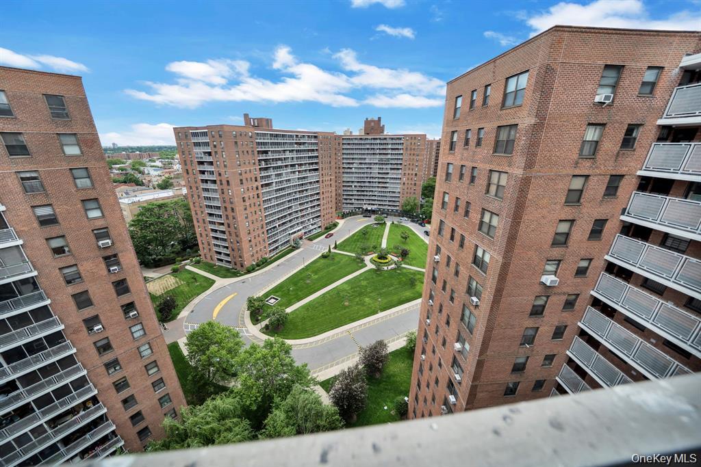 61-15 98th Street Unit: 16H