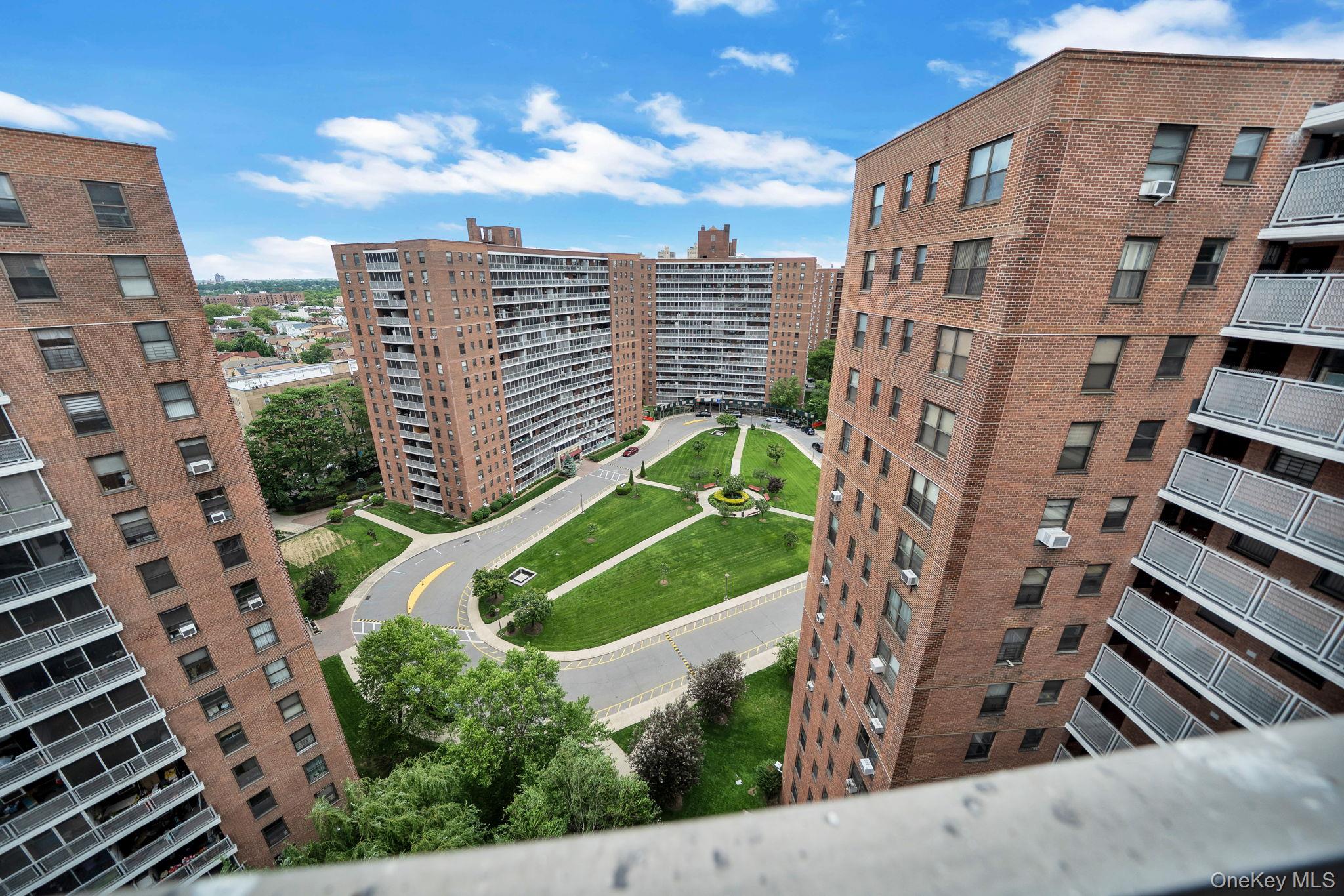 61-15 98th Street Unit: 16H