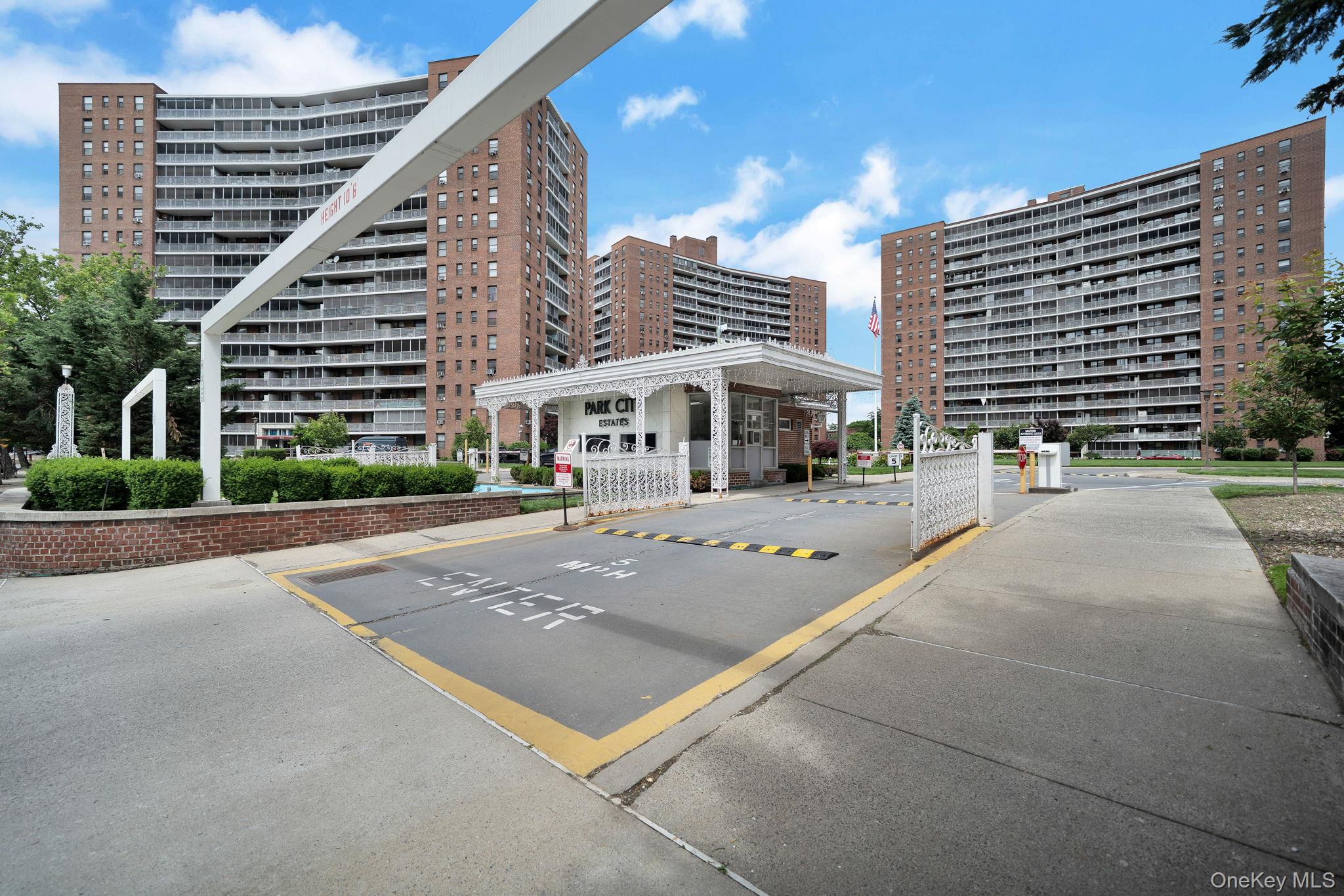61-15 98th Street Unit: 16H