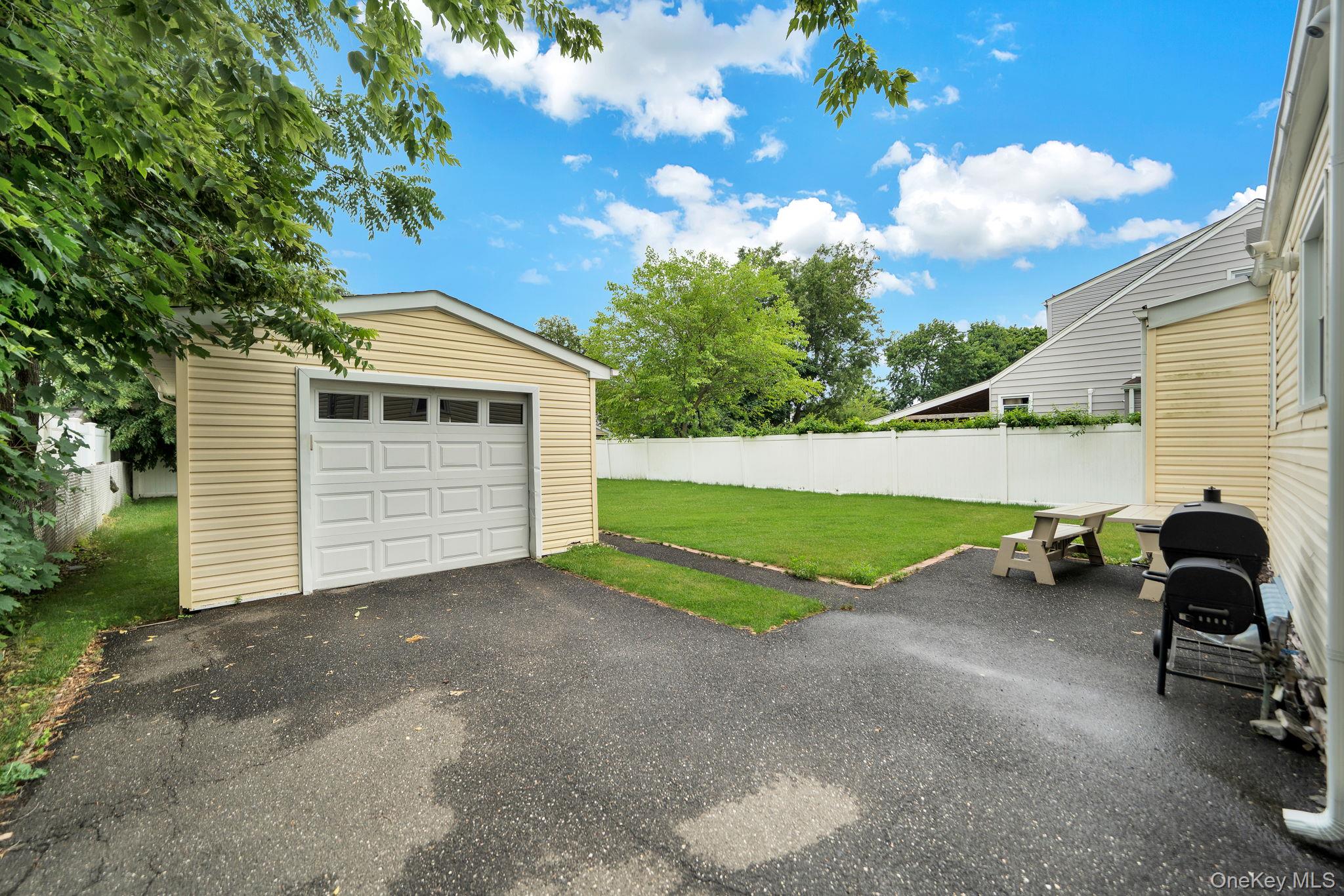 258 Fairview Boulevard