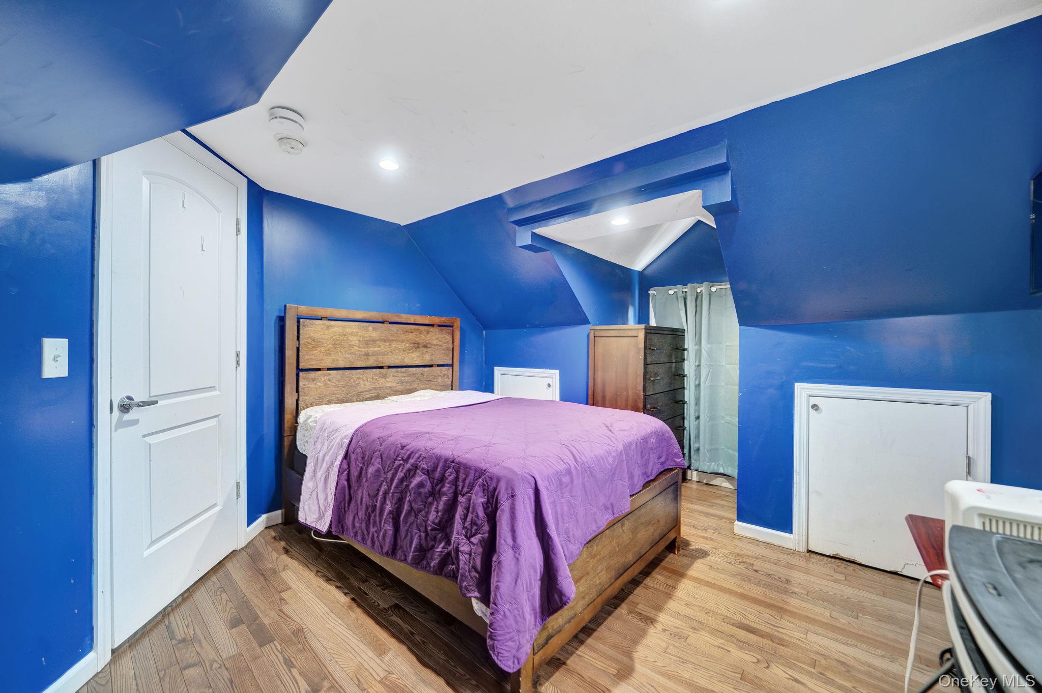 258 Fairview Boulevard