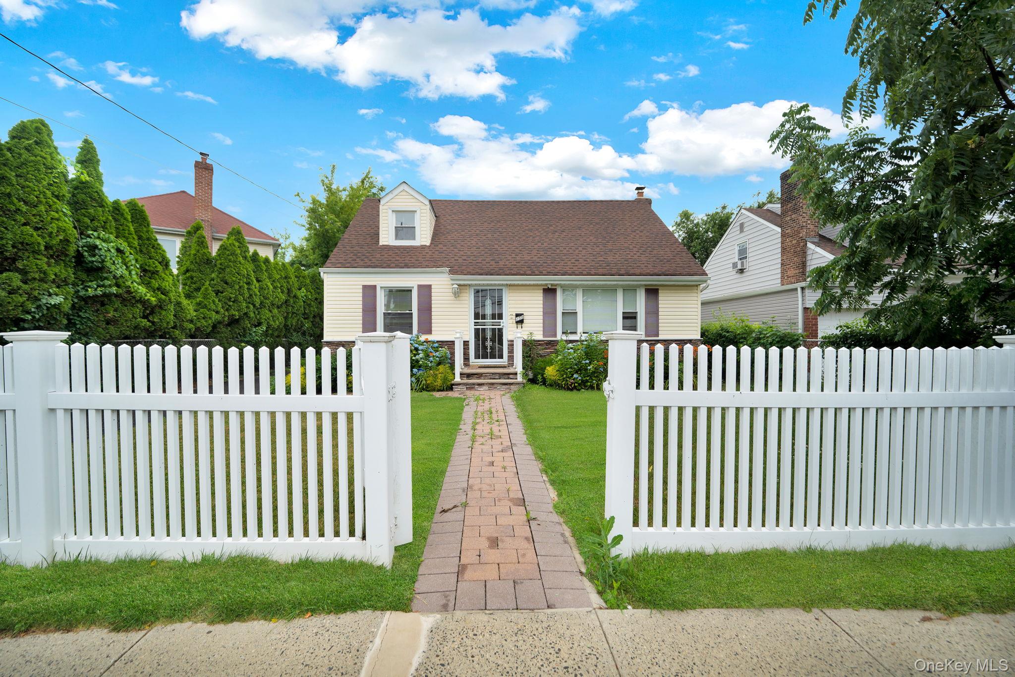 258 Fairview Boulevard
