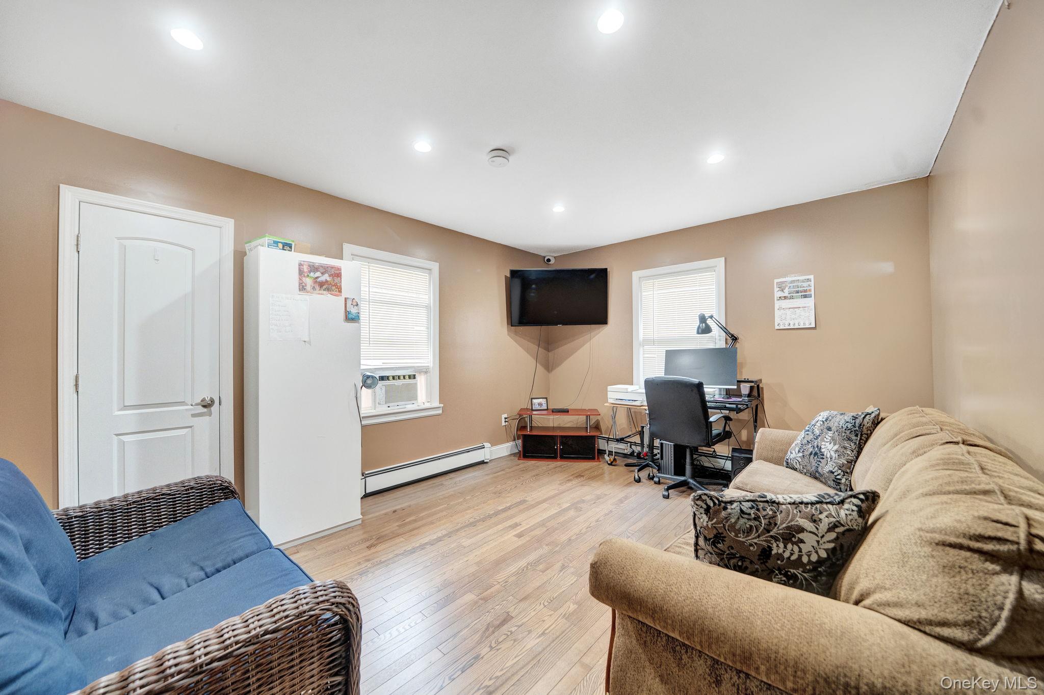 258 Fairview Boulevard