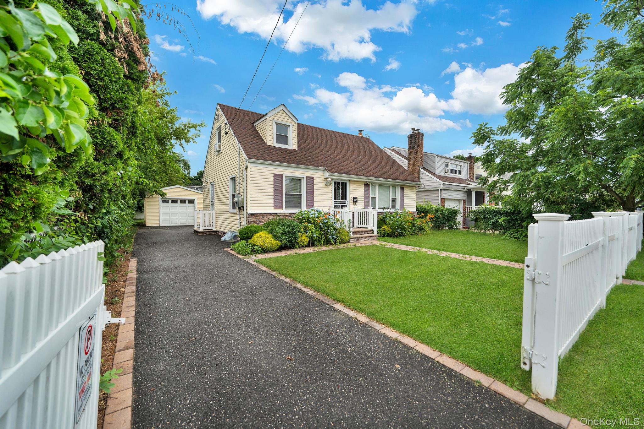 258 Fairview Boulevard