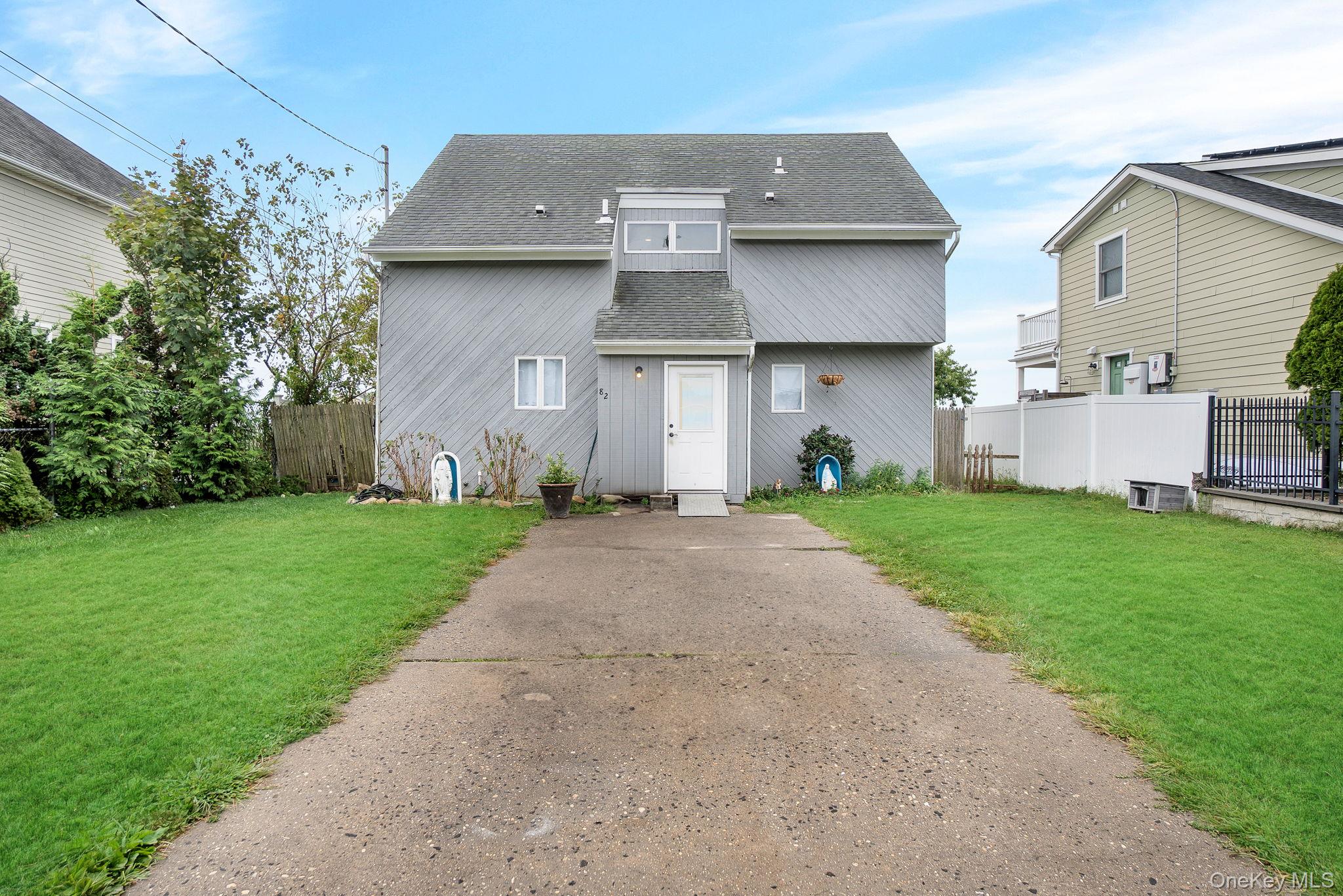 82 Grandview Drive