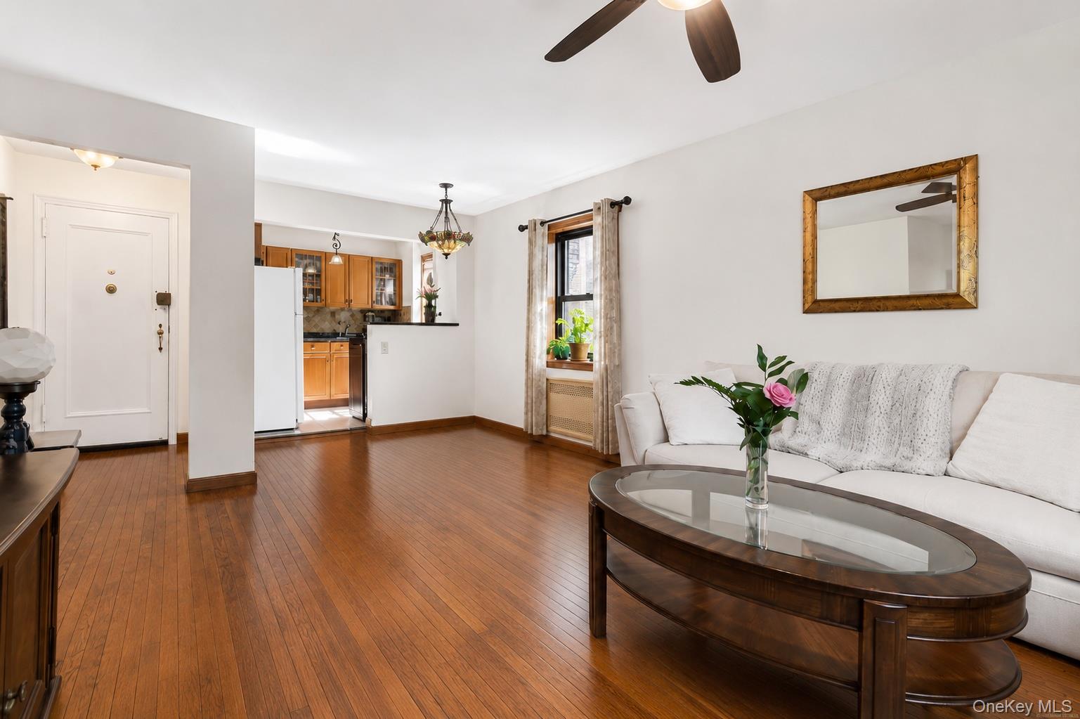 218-12 43rd Avenue Unit: 2E