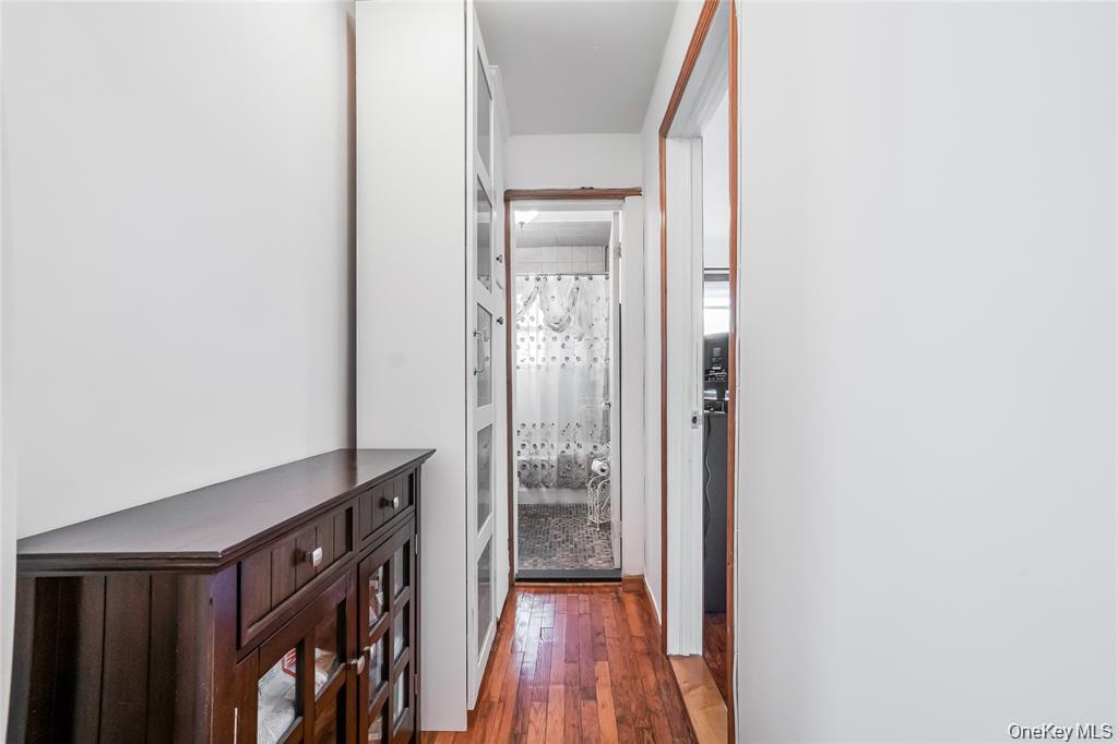 218-12 43rd Avenue Unit: 2E