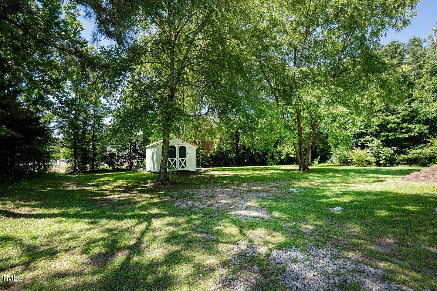 1915 Rocky Stream Lane