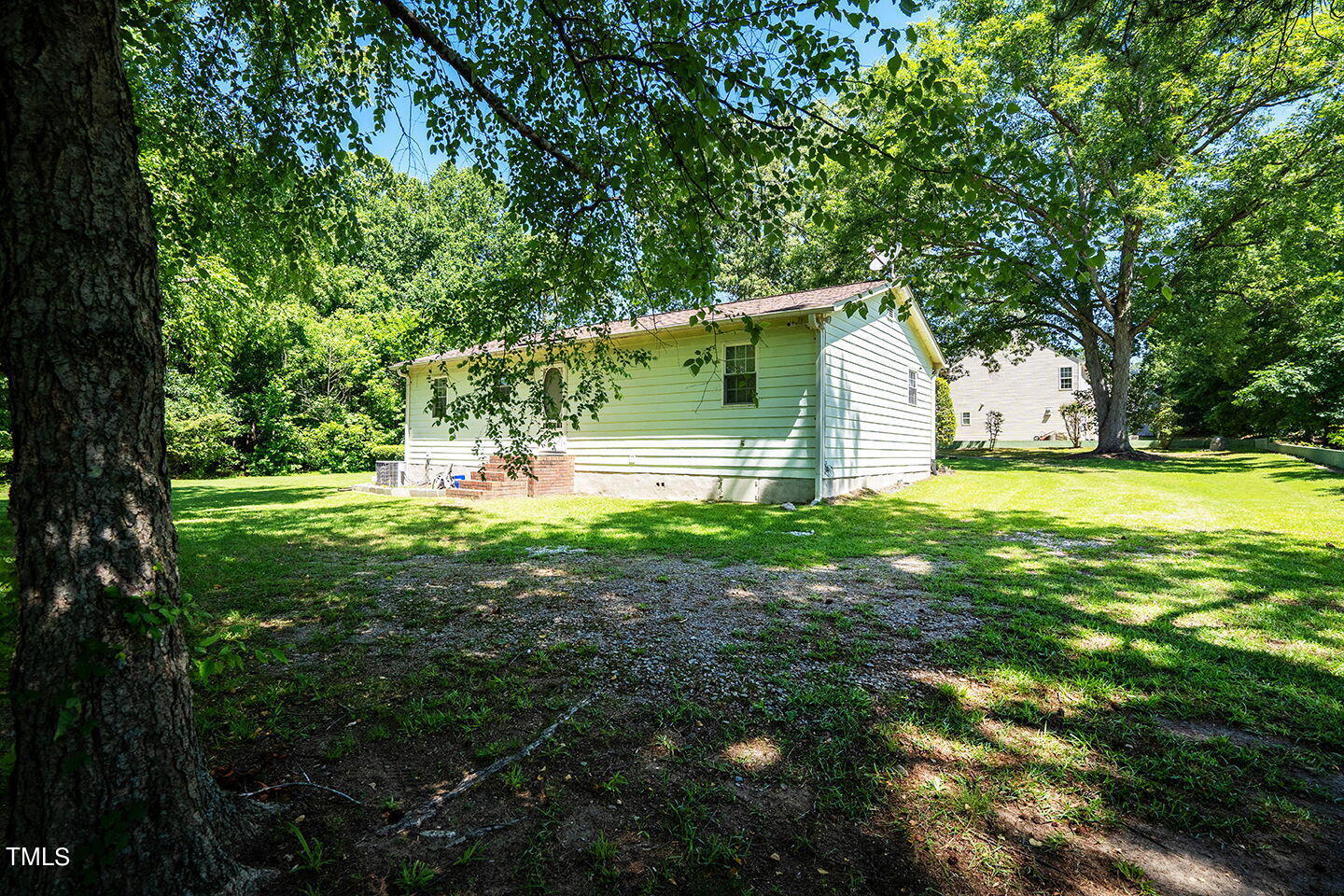 1915 Rocky Stream Lane