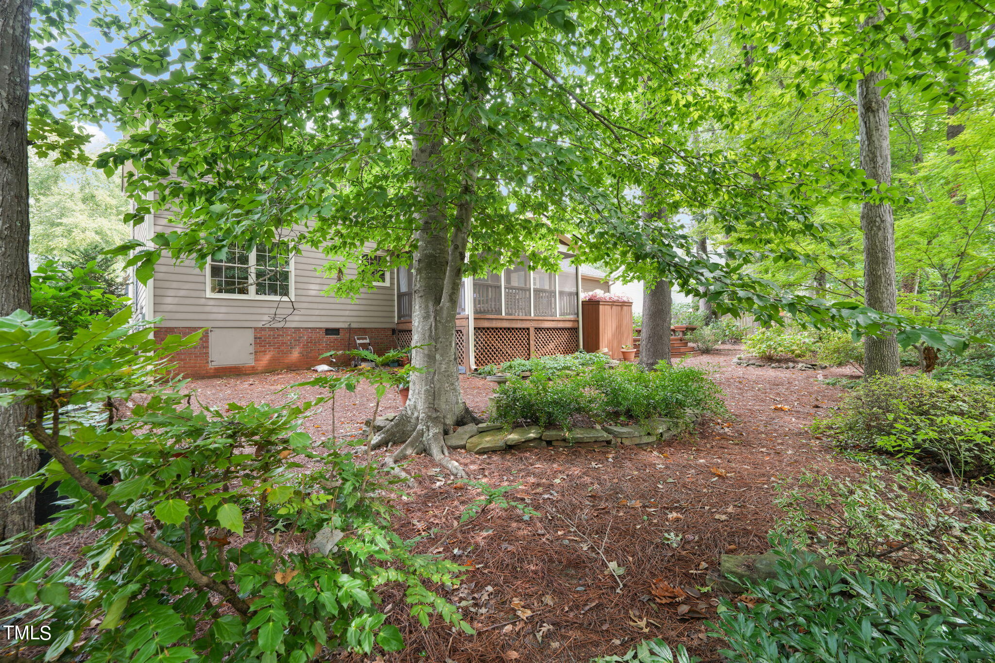 203 Trackers Road