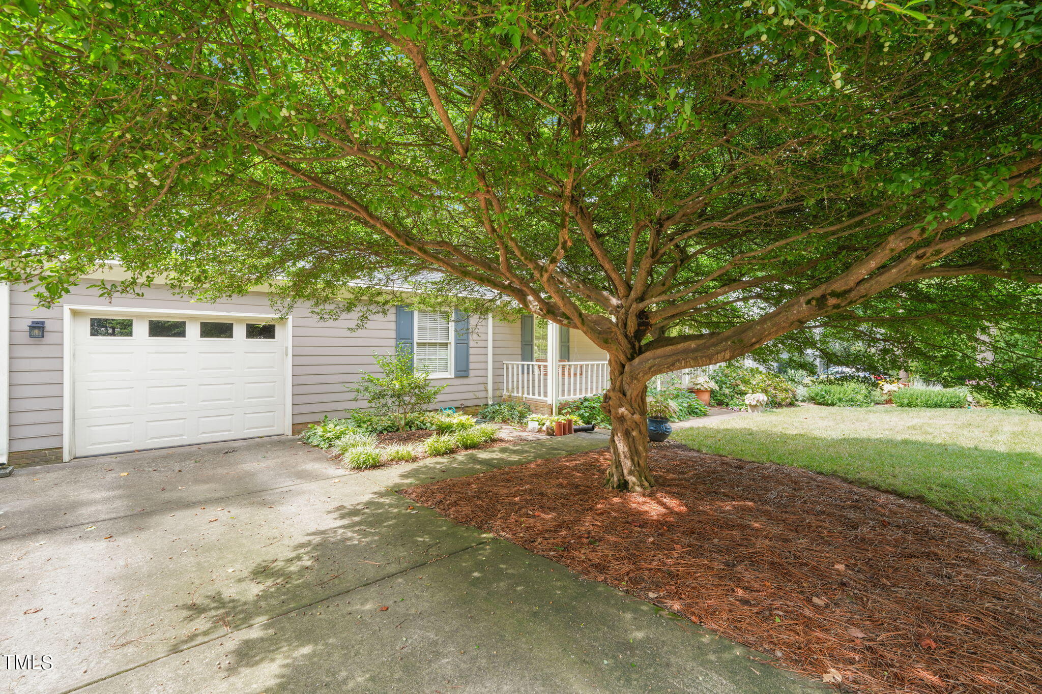 203 Trackers Road