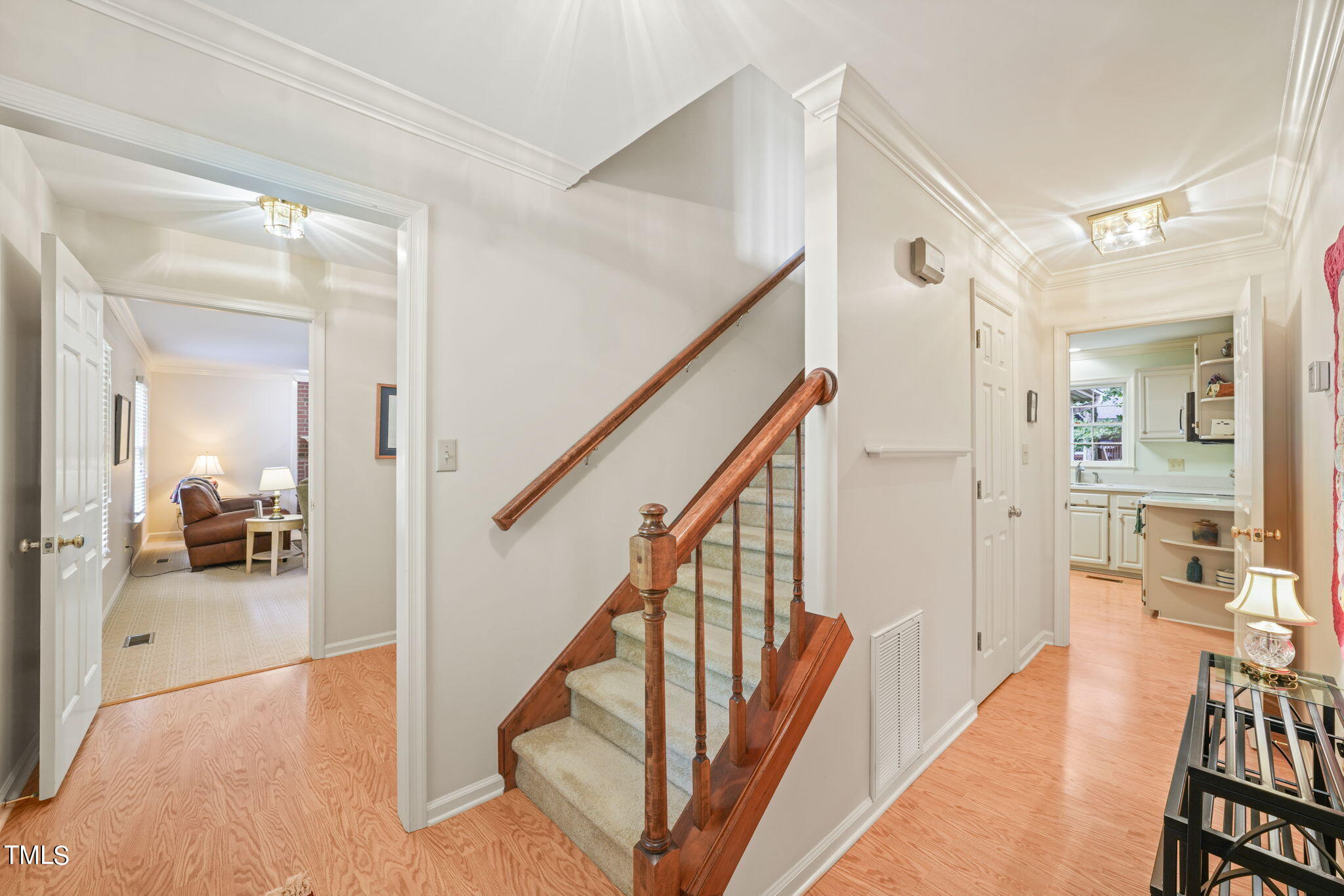 203 Trackers Road