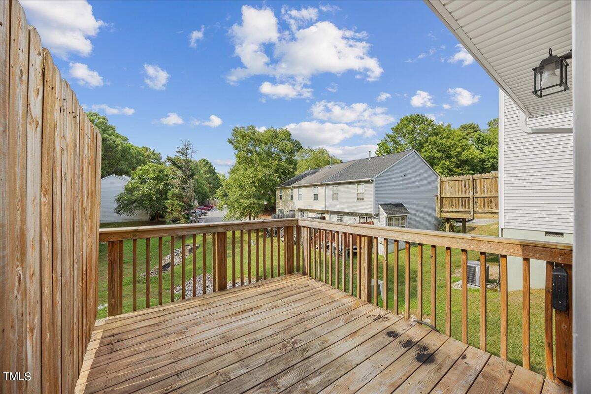 210 Climbing Ivy Court