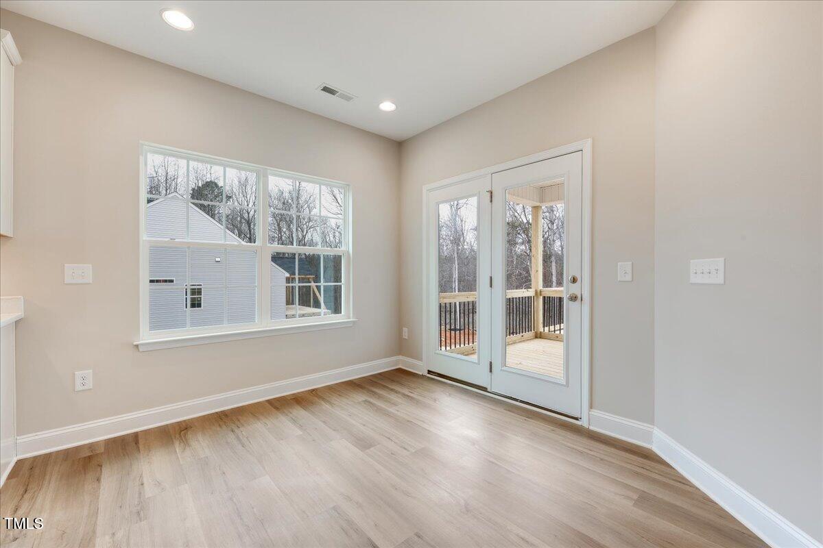 5375 Salem Woods Drive # 11 Unit: Sw 11