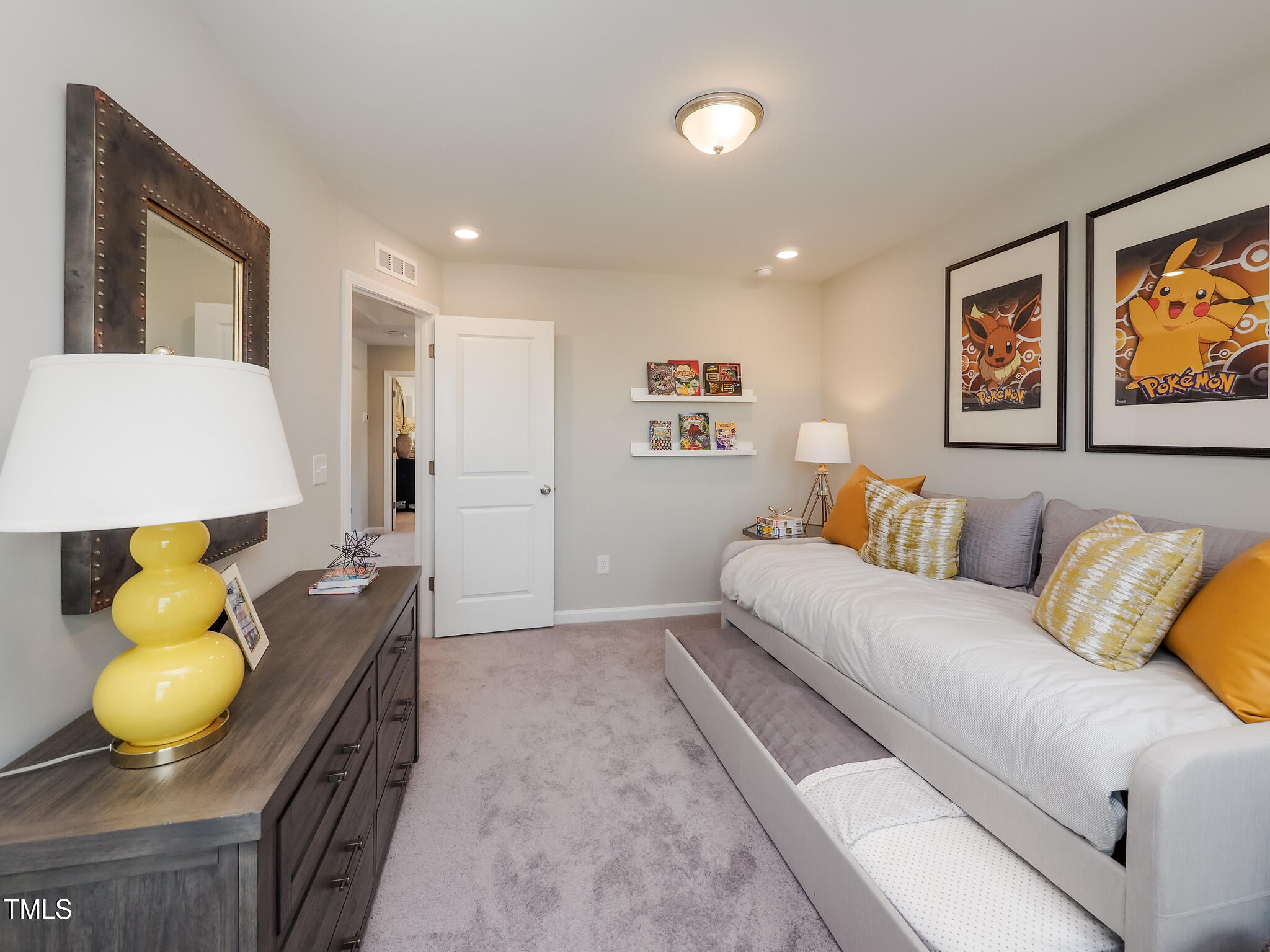 204 Shingle Oak Road