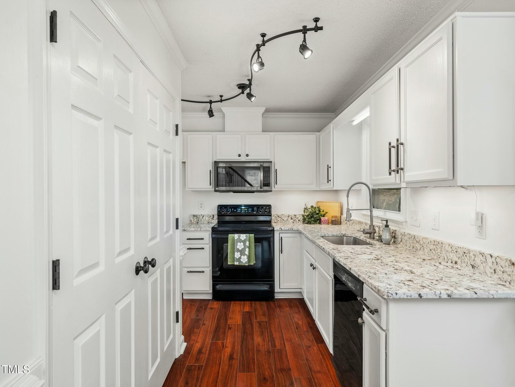 3308 Beech Bluff Lane