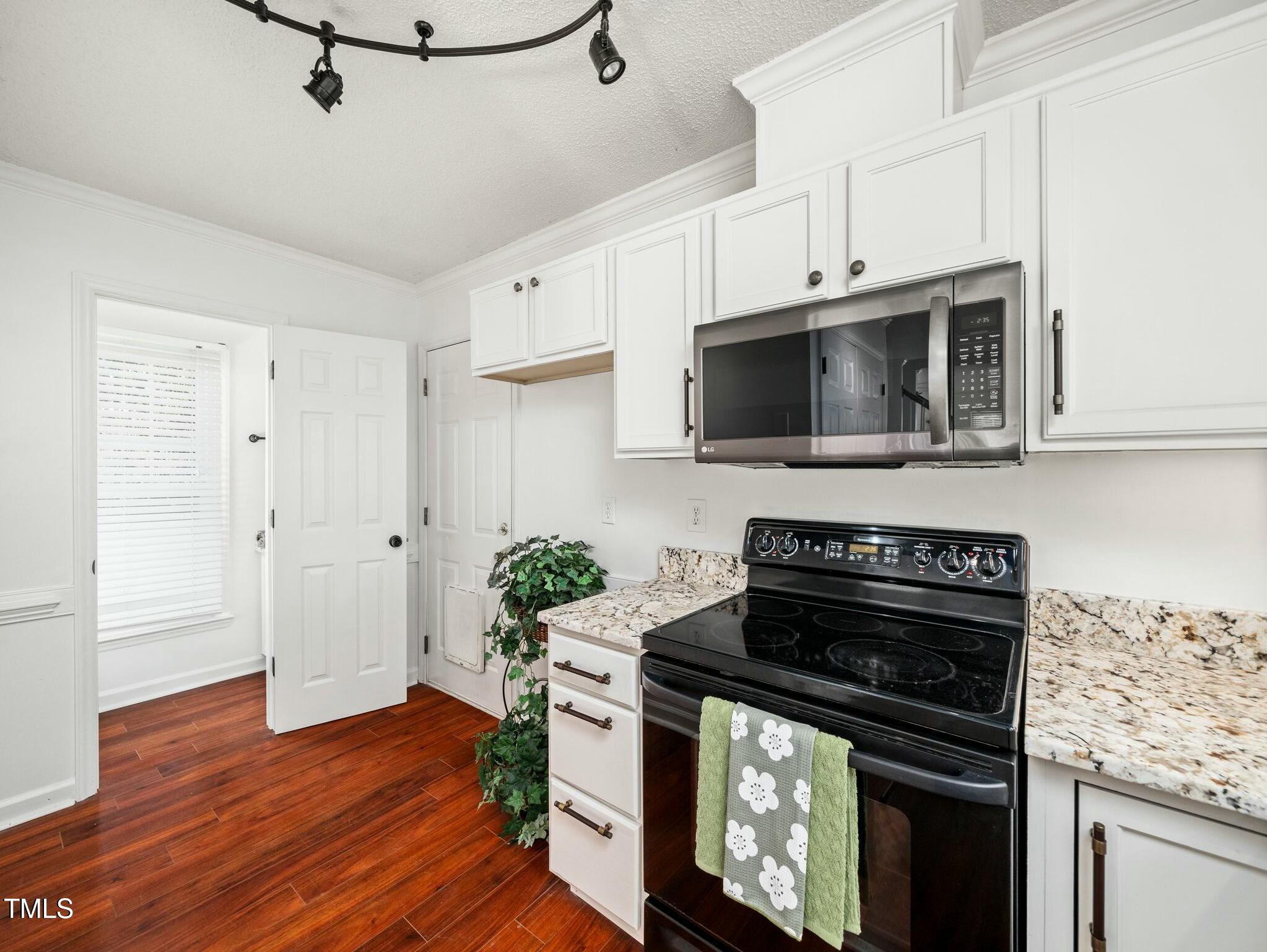 3308 Beech Bluff Lane