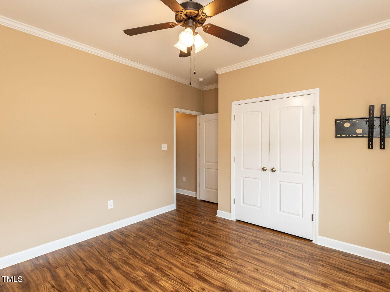 146 Watersedge Lane