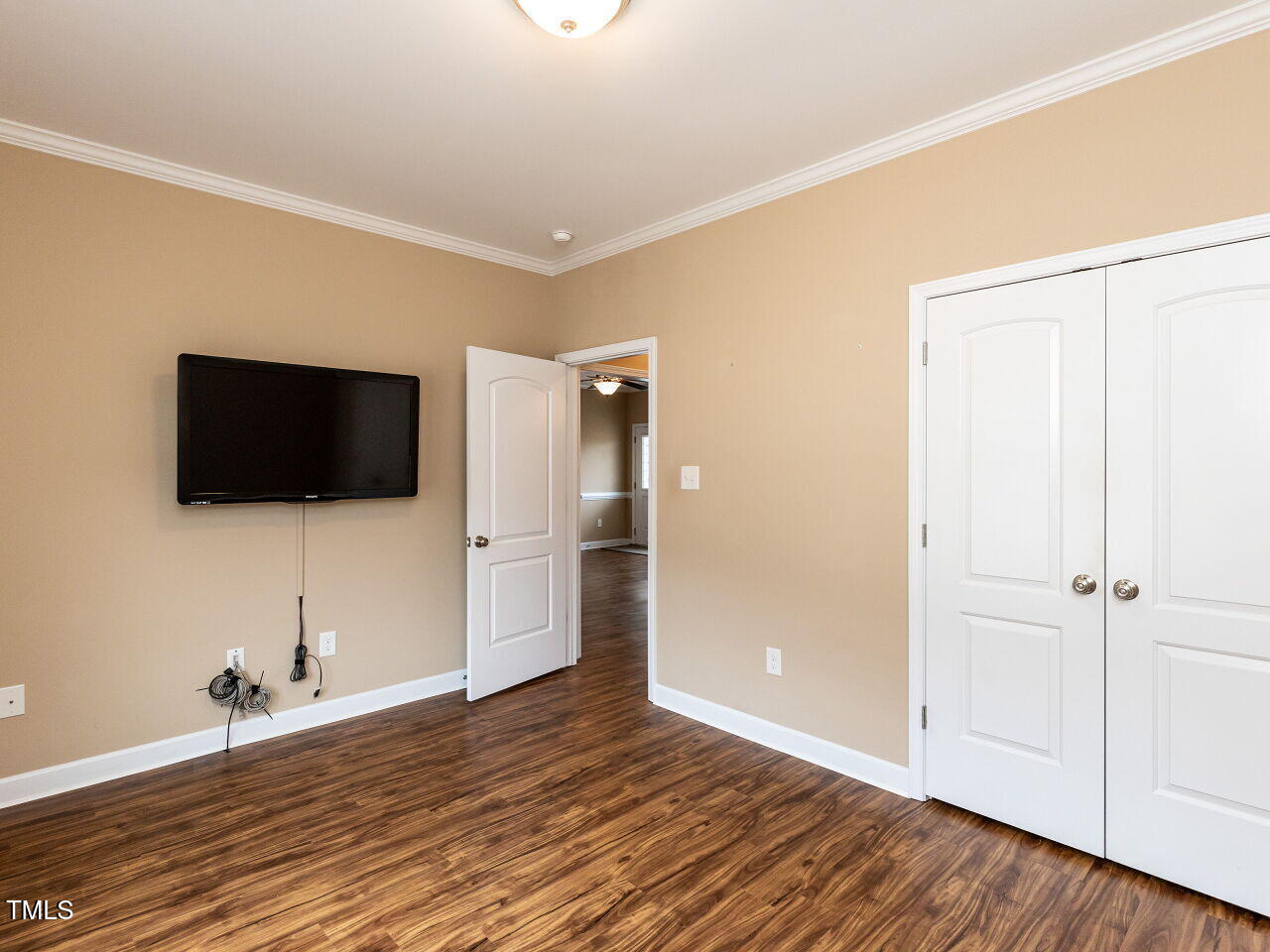 146 Watersedge Lane