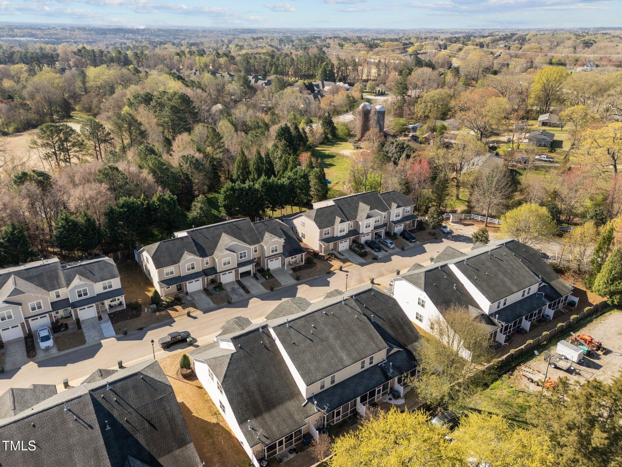 2523 Spring Oaks Way