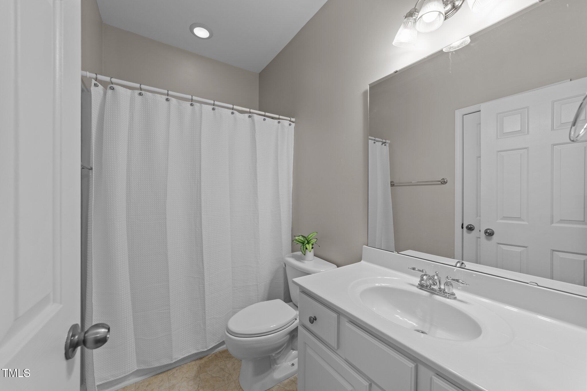 2523 Spring Oaks Way