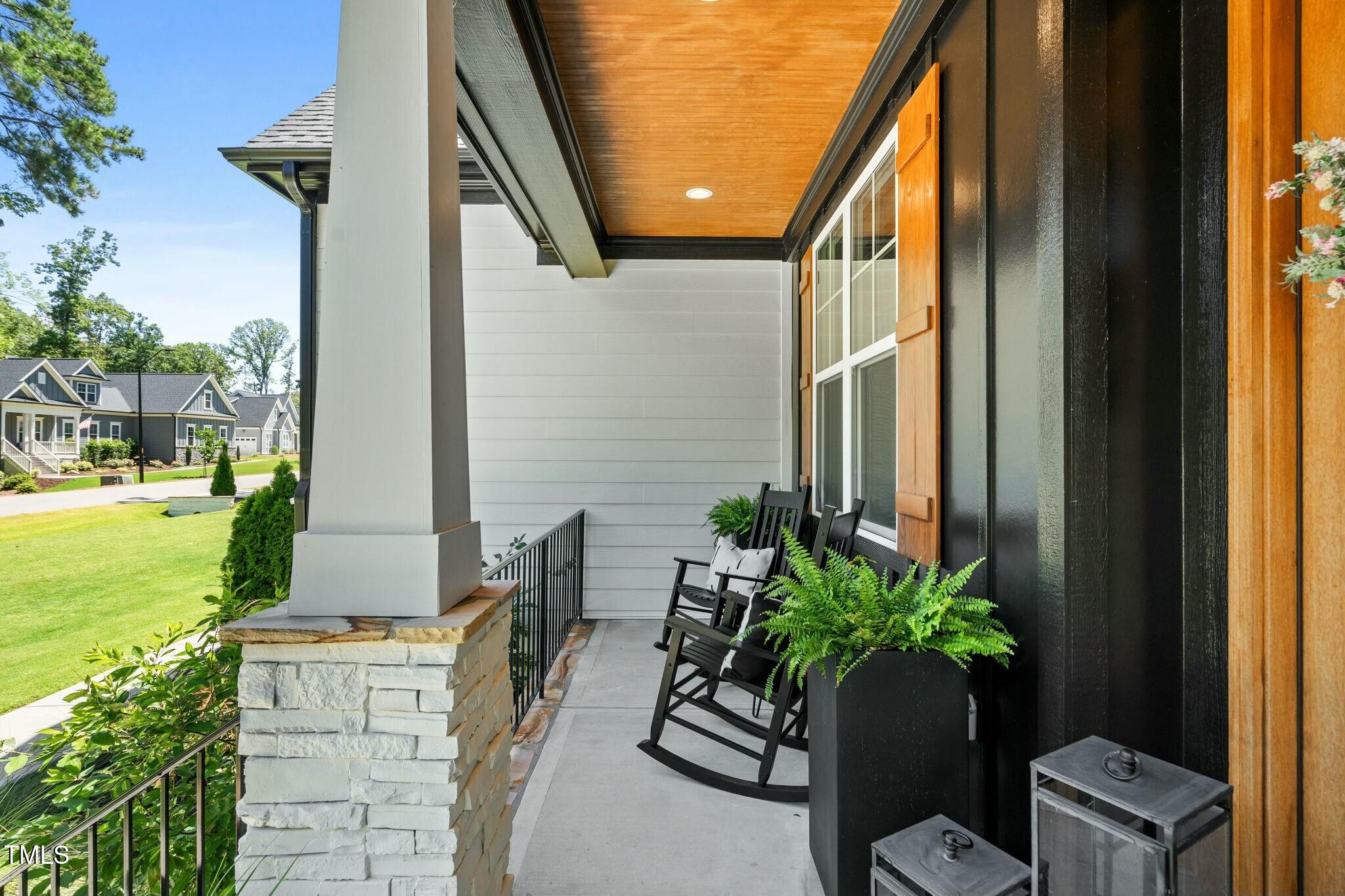 188 E Antebellum Drive