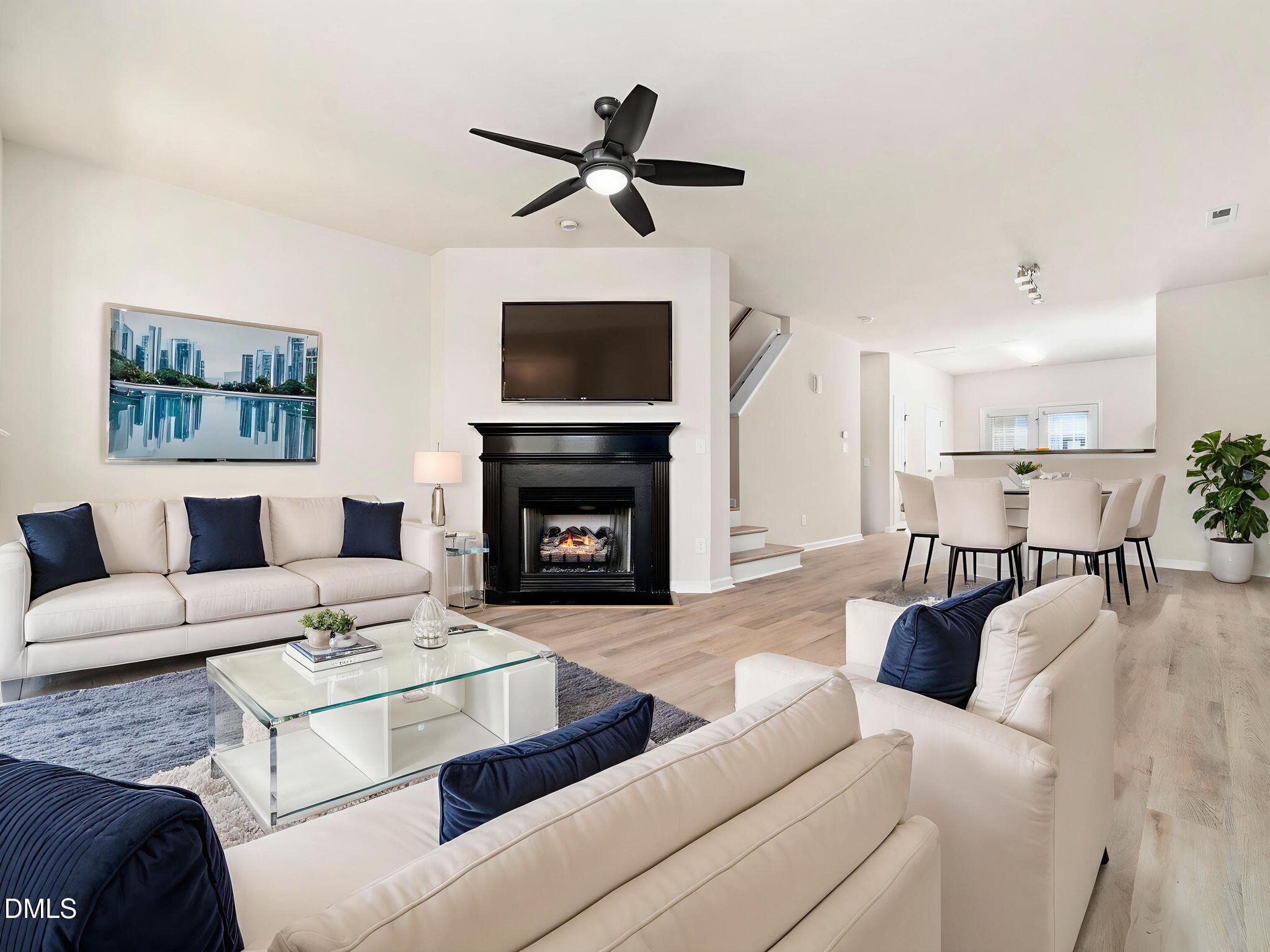 3825 Cary Glen Boulevard