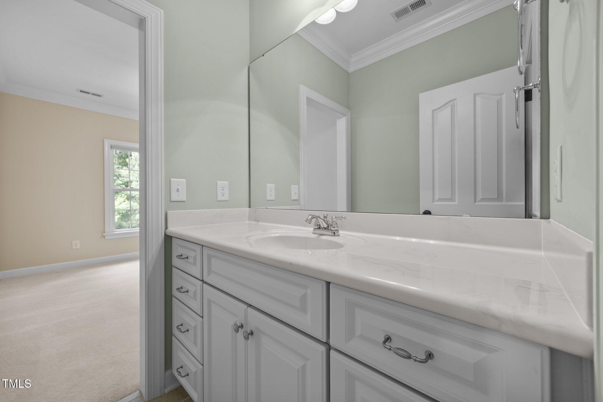 1028 Harpers Ridge Court