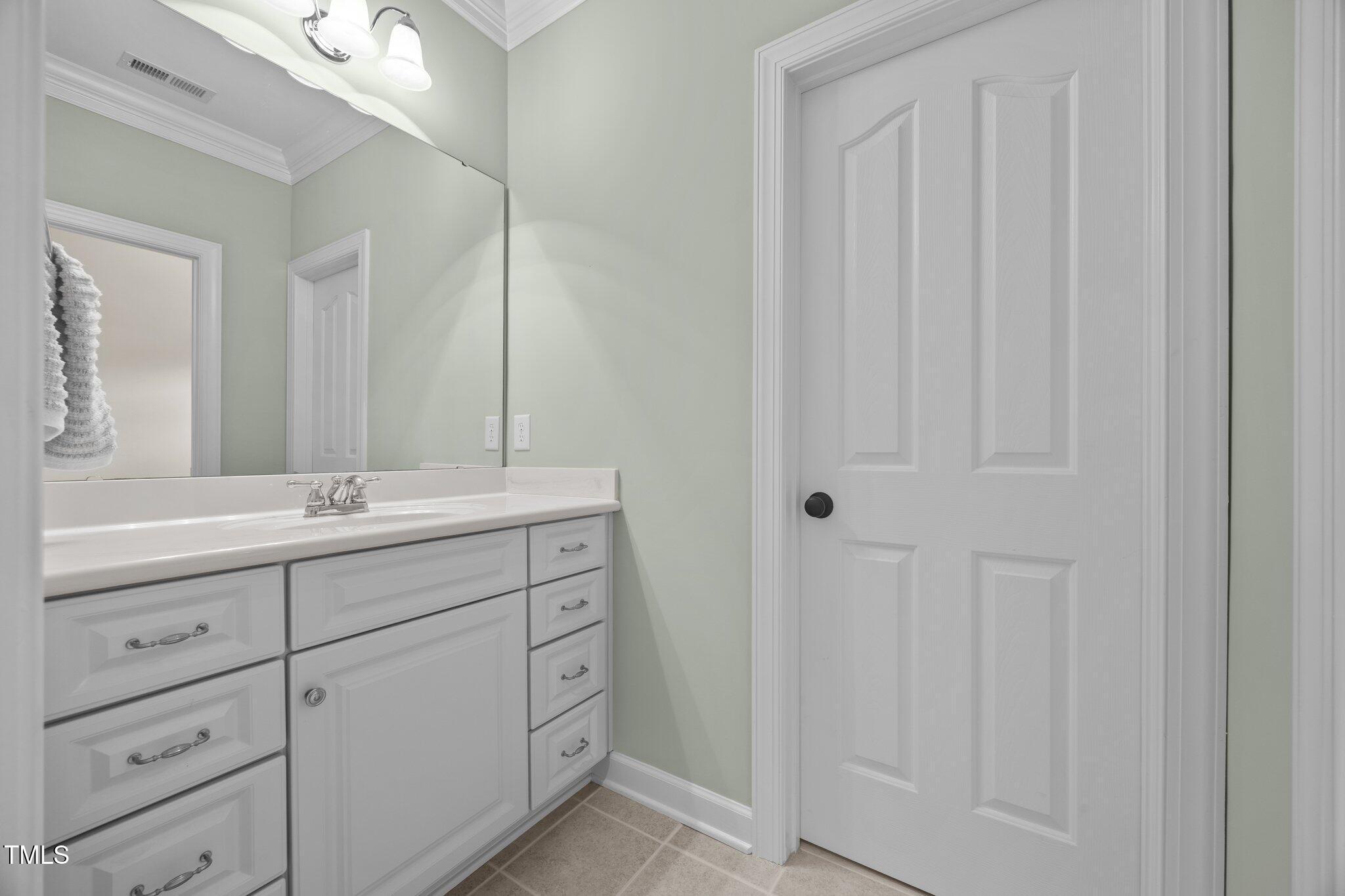 1028 Harpers Ridge Court