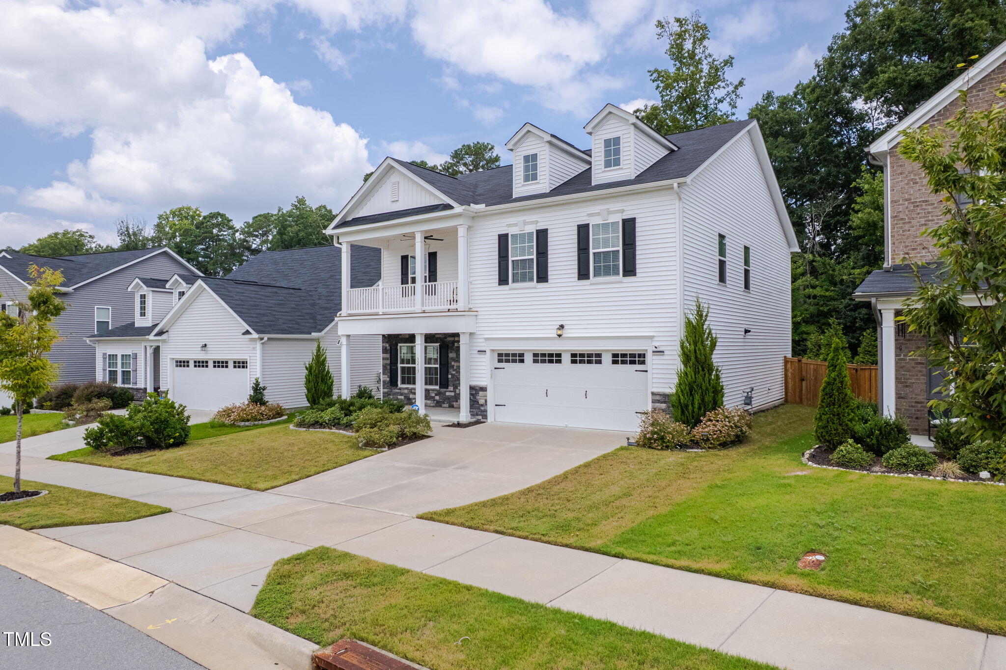 3213 Douglas Fir Road