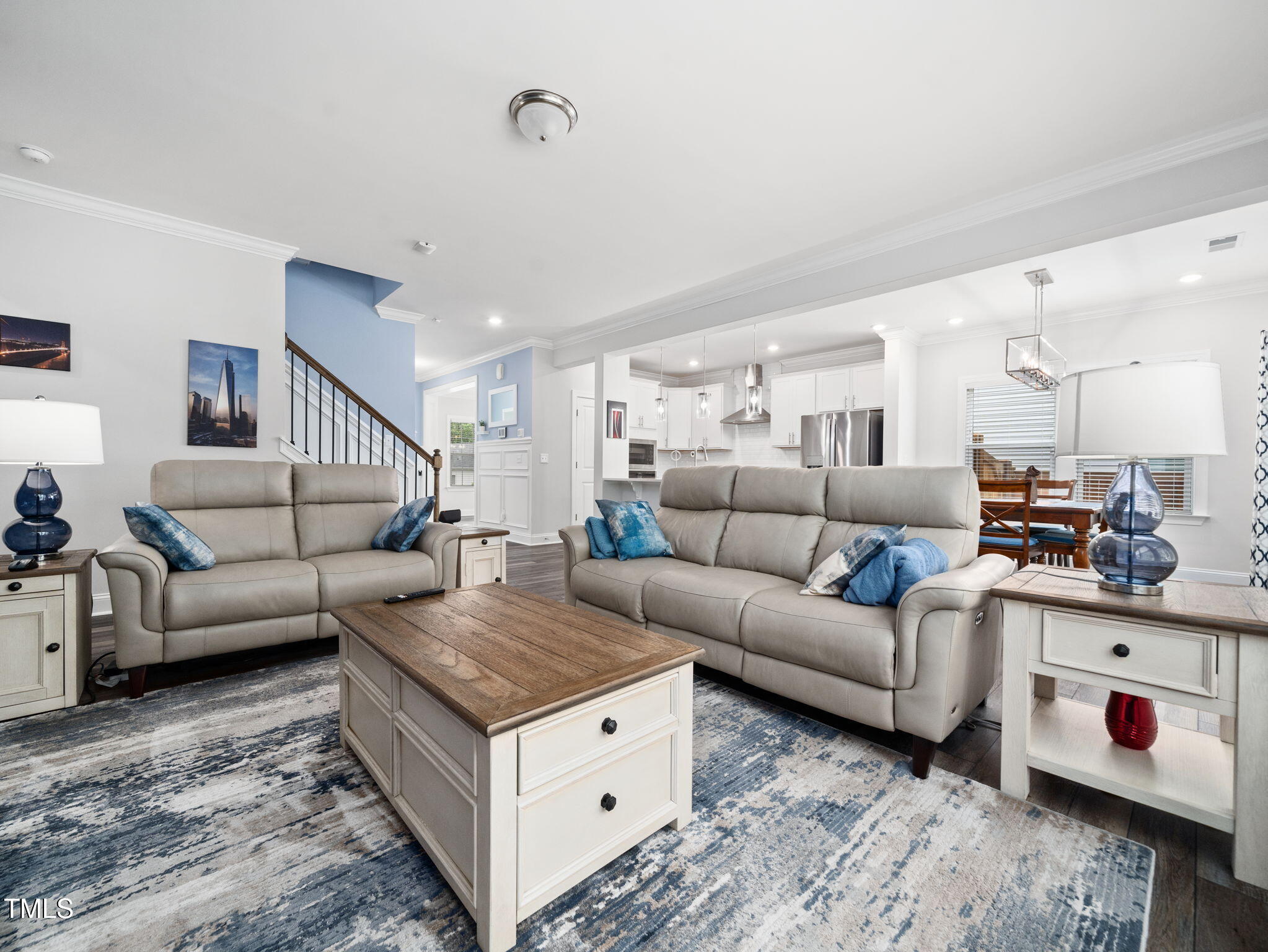 3213 Douglas Fir Road