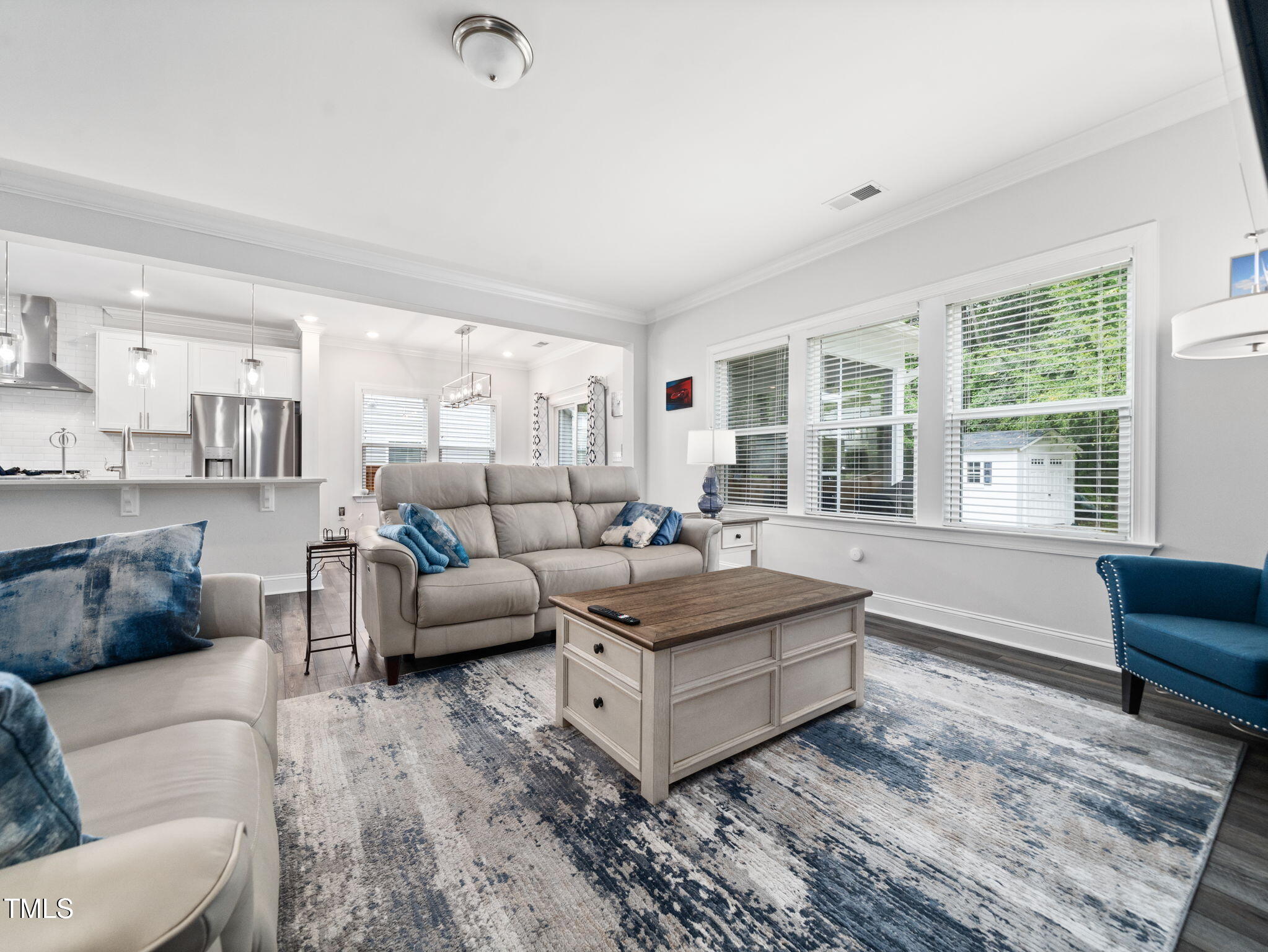 3213 Douglas Fir Road