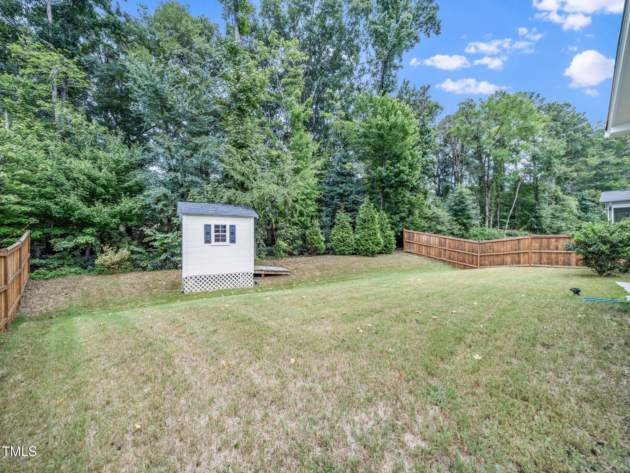 3213 Douglas Fir Road