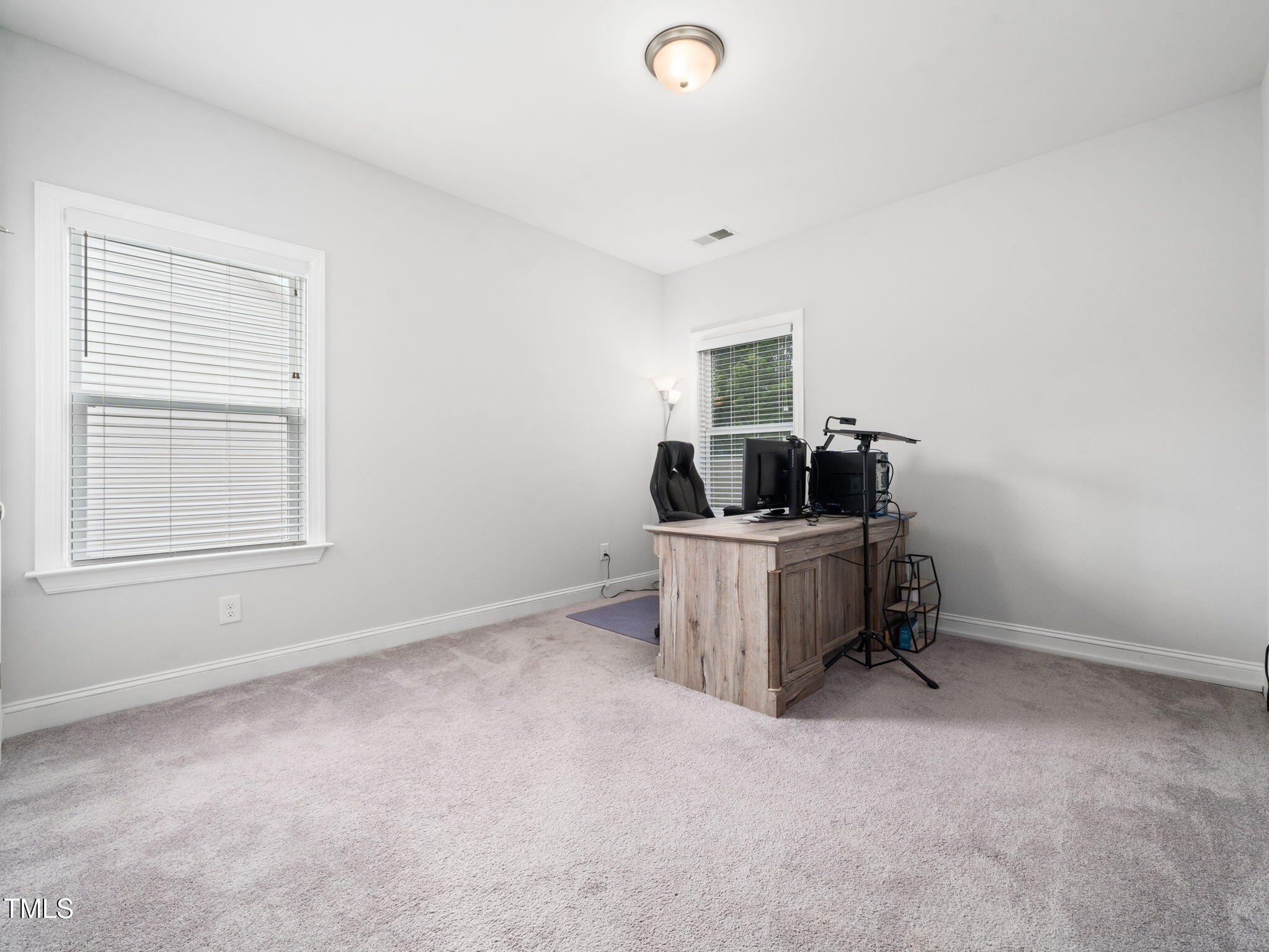 3213 Douglas Fir Road