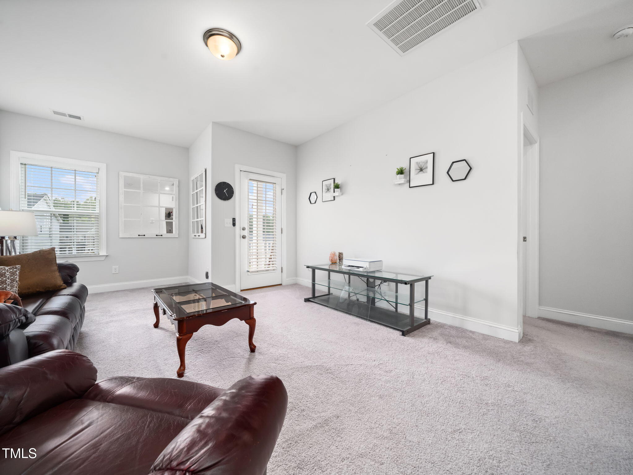 3213 Douglas Fir Road