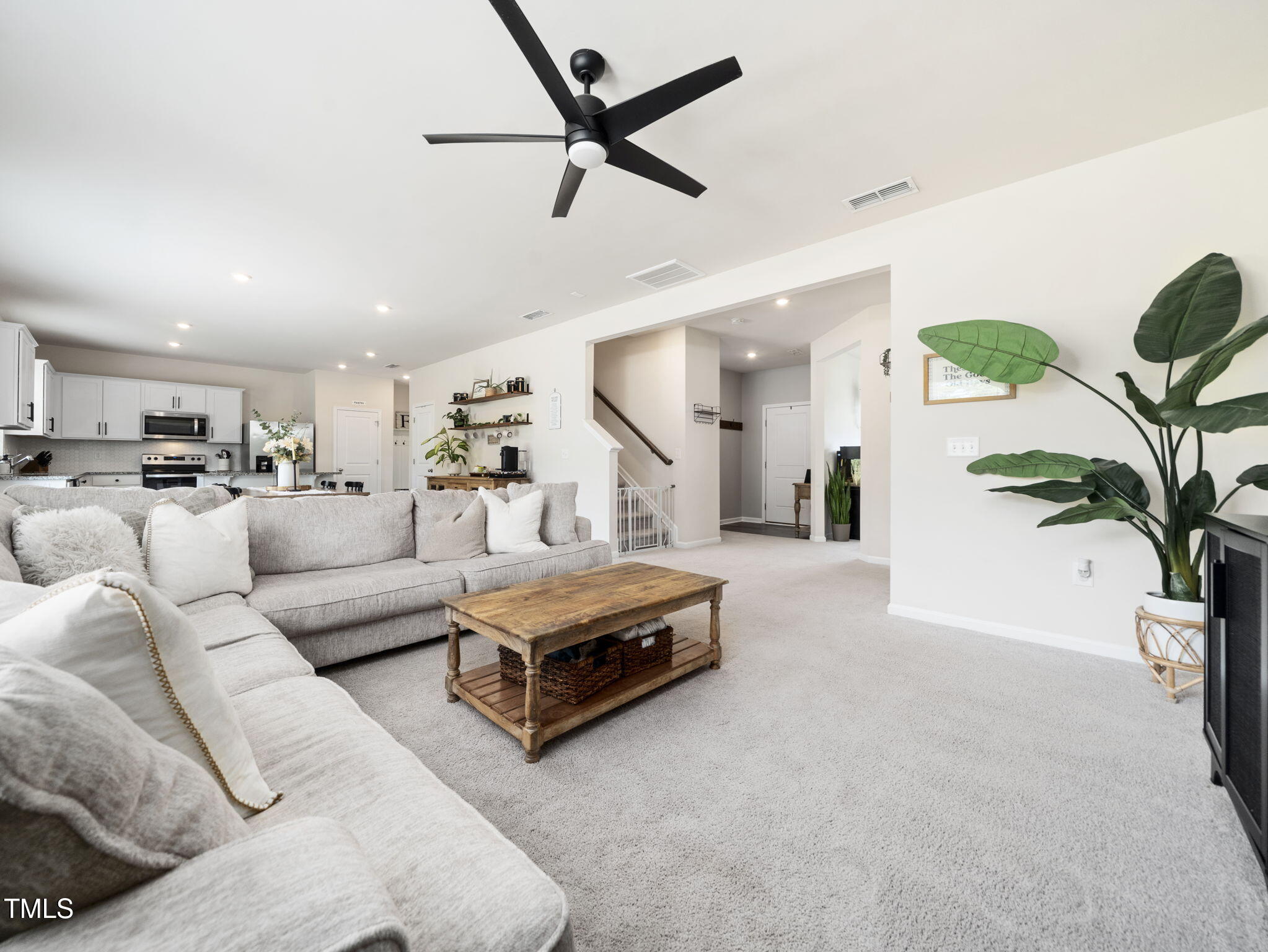 3529 Pinnacle Peak Drive